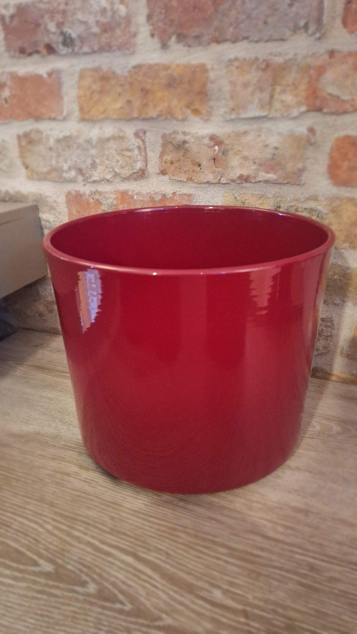 Pot glossy red dia 27cm