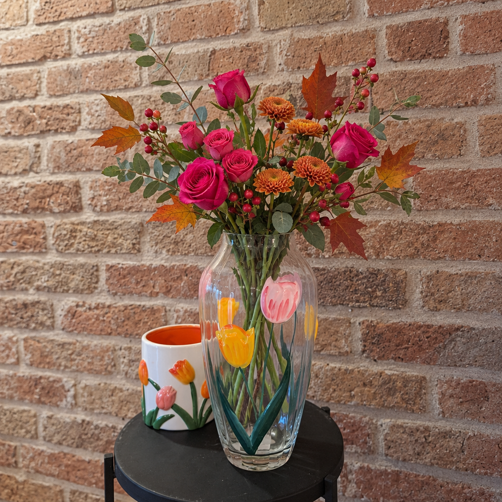 Gilded met fuchsia en kersenroze bloemen