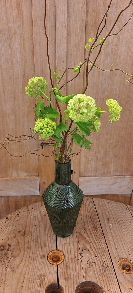 Vaas ribbel met seizoensbloemen