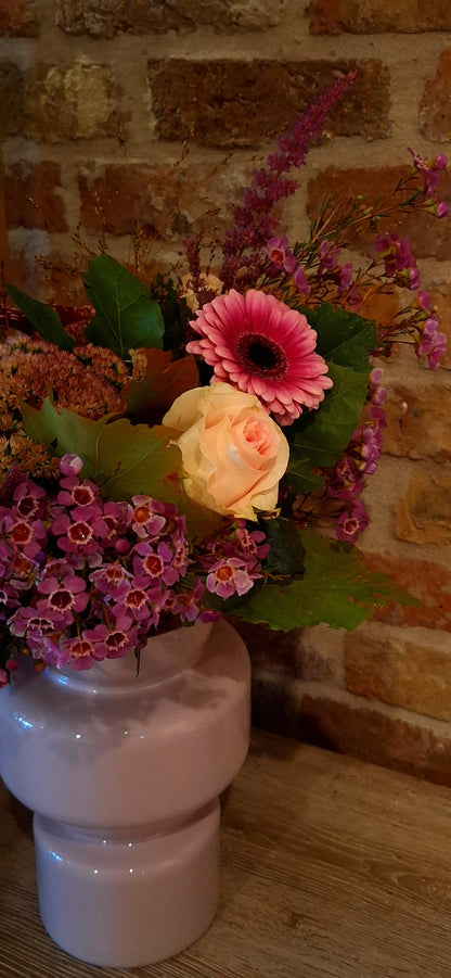 Pink bouquet "Amber" in lacquered Nude purple vase